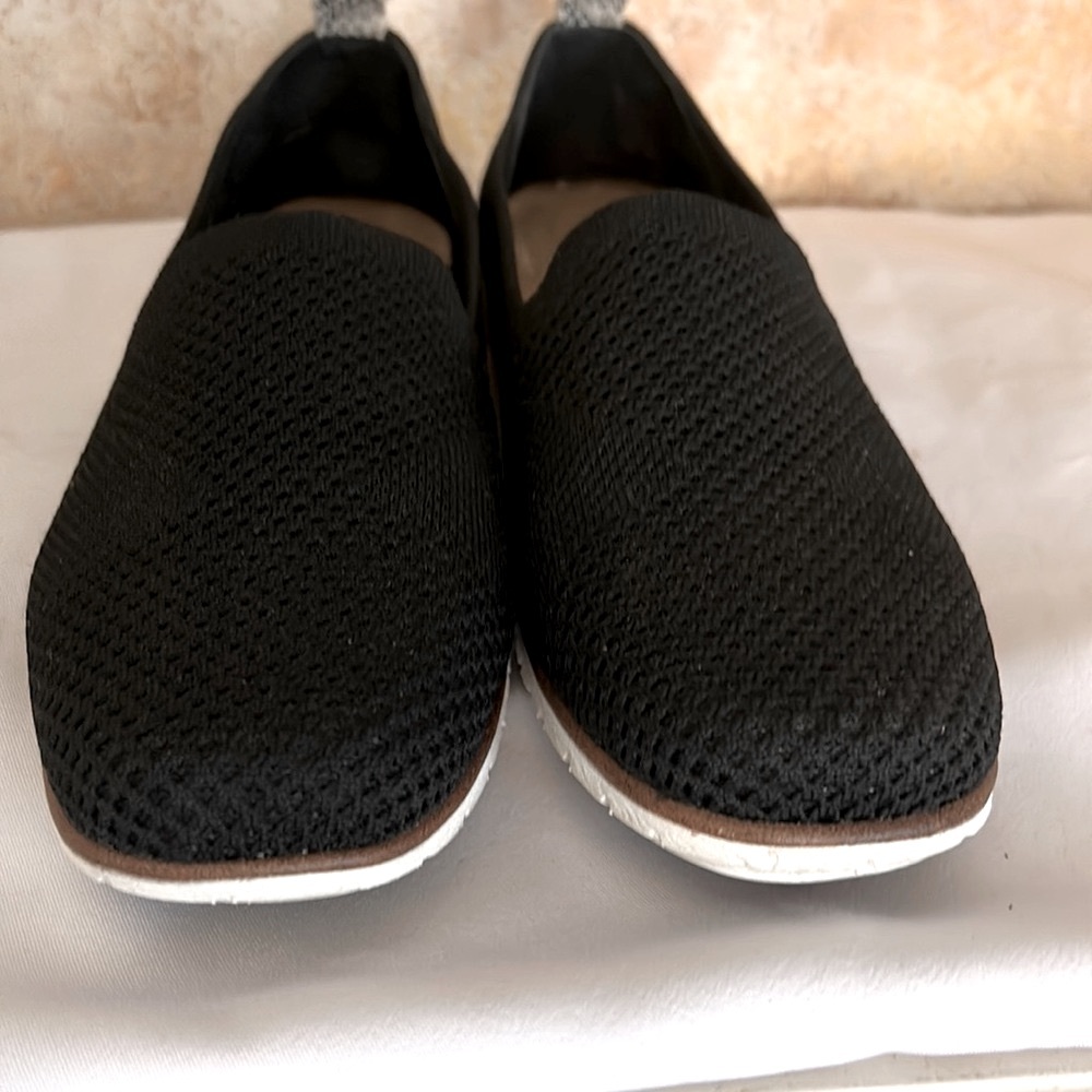 White Mountain Comfort Loafer Shoe Black Size 7.5 Mesh Beach Travel Vacay